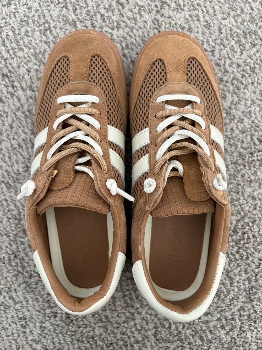 Steve Madden Women's Tan and White Mesh Suede Sneakers